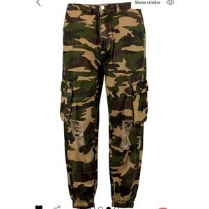 Plus Ripped Pocket Denim Cameo Cargo Jeans